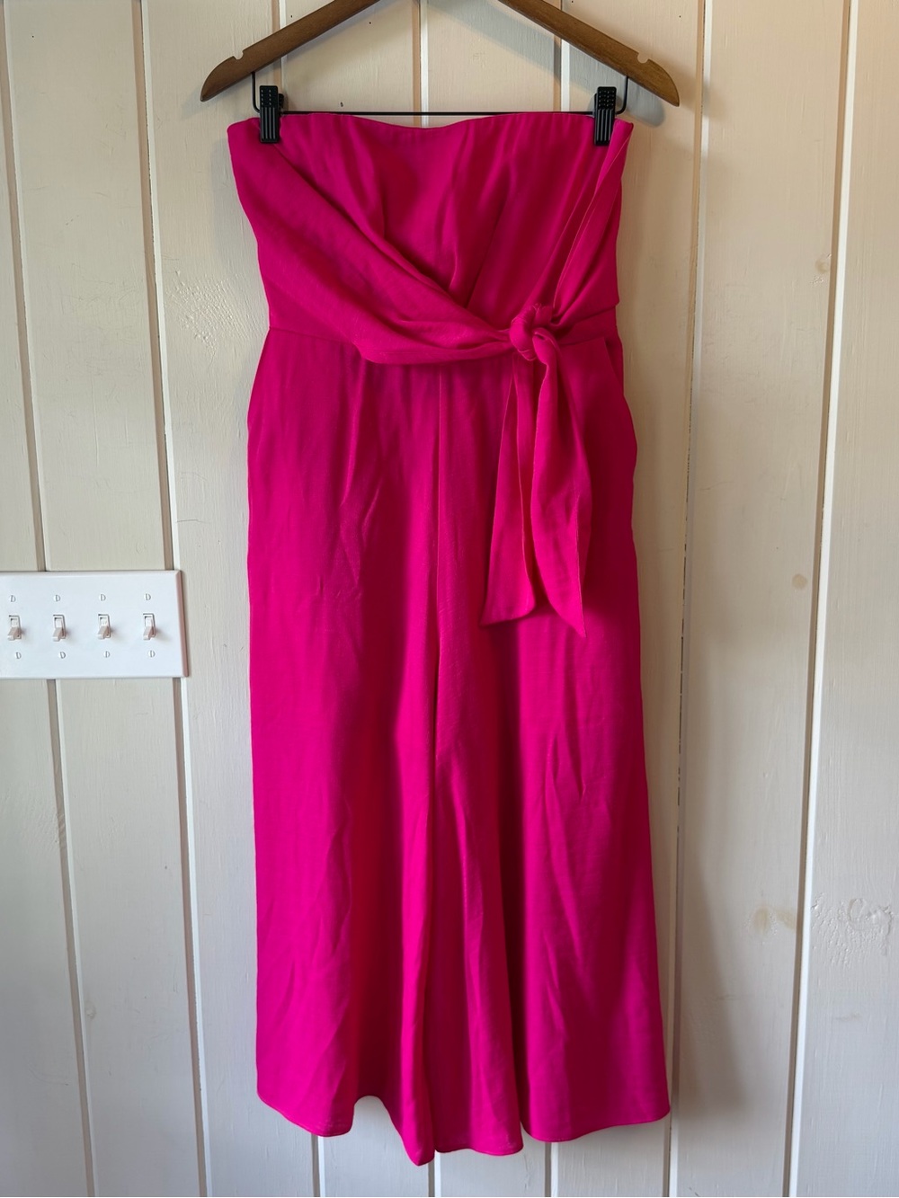 Women’s Anthropologie/Maeve Strapless Tie-Waist Jumpsuit in Hot Pink, Size 4